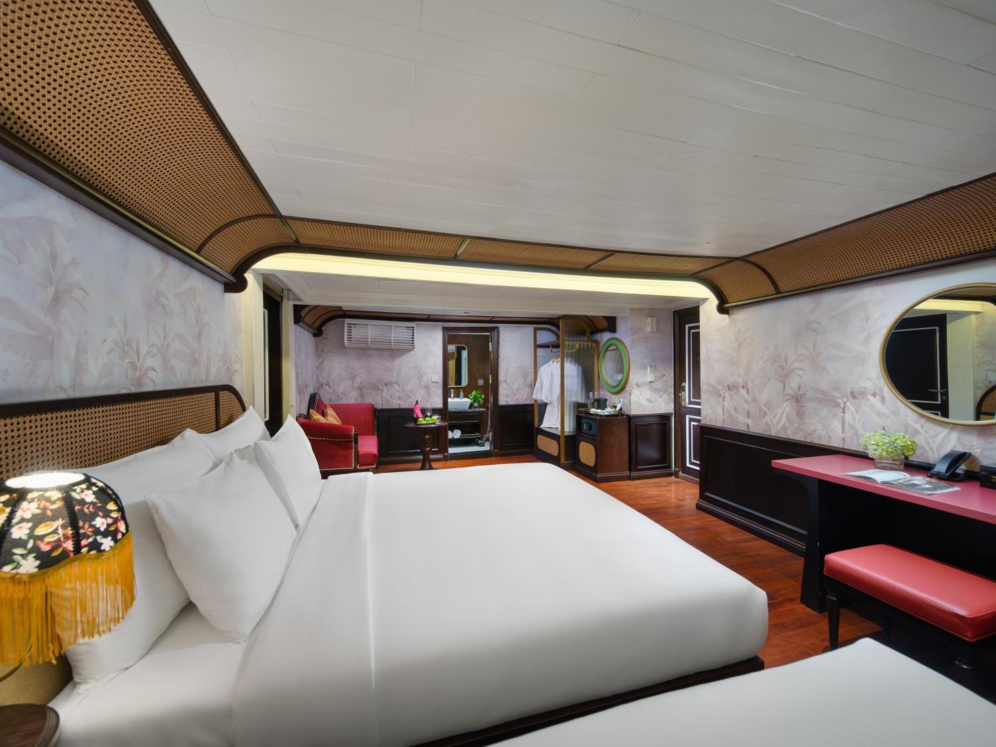 Signature Royal Halong Cruise Hạ Long Exterior foto
