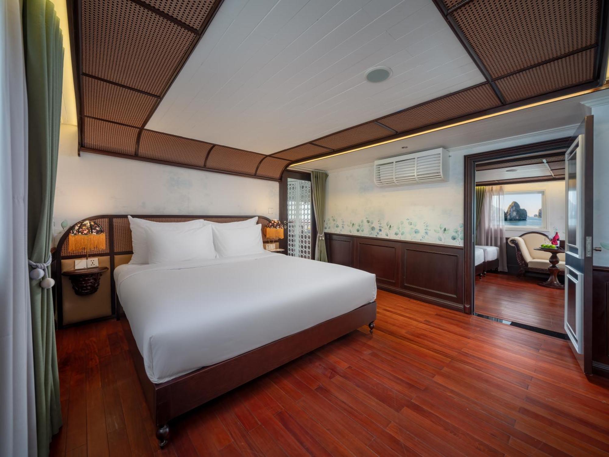 Signature Royal Halong Cruise Hạ Long Exterior foto